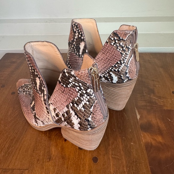Vince Camuto Brown Snakeskin Ankle Booties - Picture 2 of 2